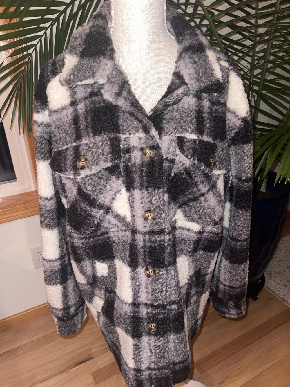 Love Tree Black & White Plaid Teddy Jacket